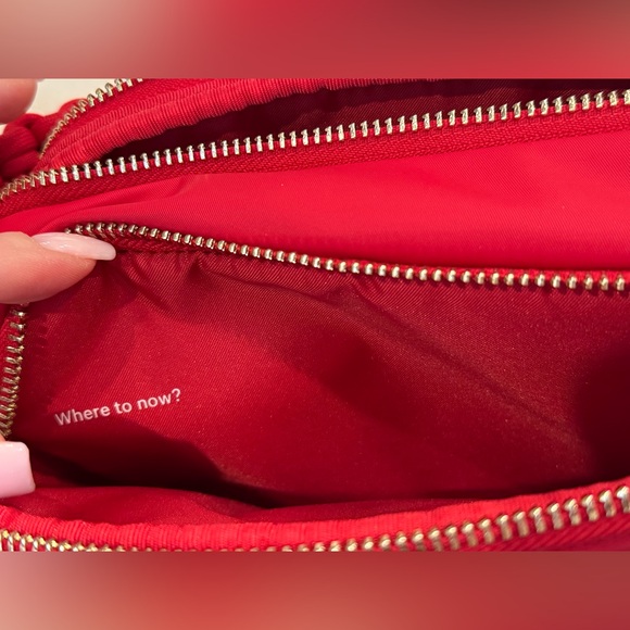 Lululemon Crossbody Bag with Top Handle 2L- Dark Red/ Gold - Picture 7 of 9